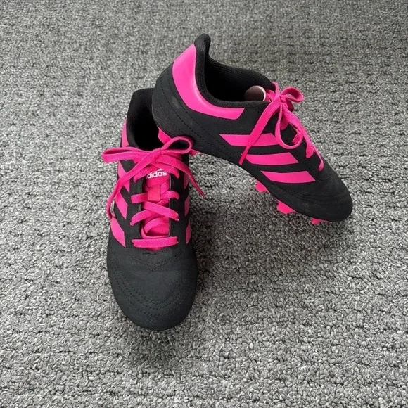 Kids Adidas Goletto VI Firm Ground Soccer Cleats, Black/Shocking Pink, Size US 1 - Picture 2 of 6